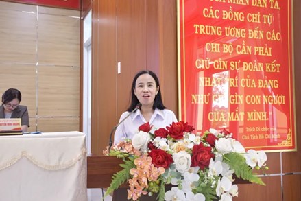Thành phố Hồ Chí Minh: Hội nghị tiếp xúc cử tri với người ứng cử đại biểu Quốc hội khóa XVI tại đơn vị bầu cử số 5 và 12