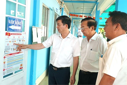 Cần Thơ: Bí thư Thành ủy kiểm tra công tác chuẩn bị bầu cử tại phường Tân Lộc