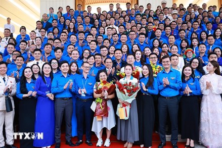 Thủ tướng Phạm Minh Chính gặp mặt các Gương mặt trẻ Việt Nam tiêu biểu 