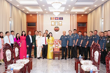 An Giang: Chủ tịch Ủy ban MTTQ Việt Nam tỉnh đến thăm và chúc Tết Chôl Chnăm Thmây năm 2026