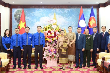 Trung ương Đoàn TNCS Hồ Chí Minh chúc mừng tết cổ truyền Lào, Campuchia