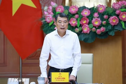 Thủ tướng: Bộ và ngành công thương chịu trách nhiệm, không để thiếu điện và xăng dầu