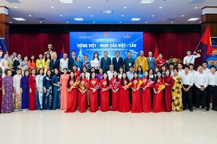 Diễn đàn “Tiếng Việt – Nhịp cầu Việt Lào”: Gìn giữ cội nguồn, củng cố khối đại đoàn kết, lan tỏa tình hữu nghị