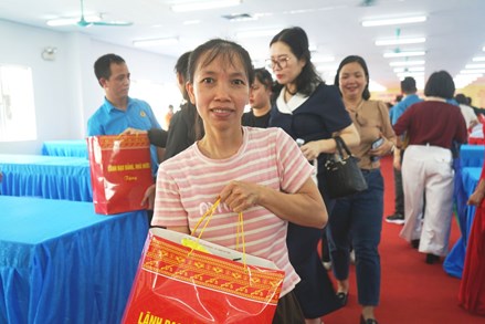 Công nhân xứ Thanh gửi gắm tâm tư, kỳ vọng tới Đại hội XI MTTQ Việt Nam