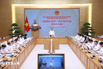 Thủ tướng chủ trì phiên họp của BCĐ phát triển khoa học công nghệ và Đề án 06