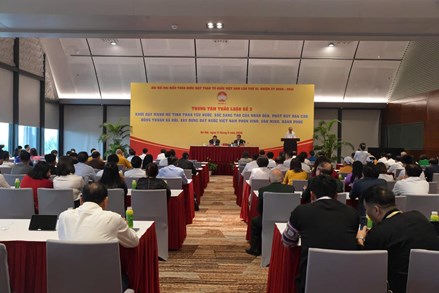 Khơi dậy mạnh mẽ tinh thần yêu nước, sức sáng tạo của nhân dân, phát huy dân chủ, đồng thuận xã hội 
