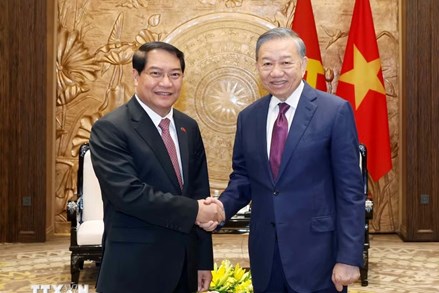 Tổng Bí thư, Chủ tịch nước Tô Lâm tiếp Bí thư Thành ủy, Chủ tịch HĐND thủ đô Vientiane