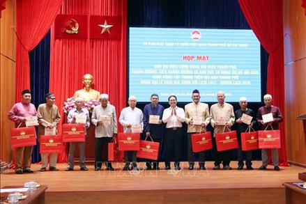 Thành phố Hồ Chí Minh: Chúc mừng Ban Đại diện Cộng đồng Hồi giáo Thành phố nhân Đại lễ Raya Idil Adha