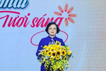 Không để bệnh nhân ung thư nghèo đơn độc trong cuộc chiến giành giật sự sống