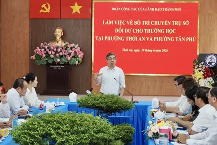 Thành phố Hồ Chí Minh: Chủ tịch Ủy ban MTTQ Việt Nam thành phố làm việc với Đảng ủy phường Tân Phú và phường Thới An
