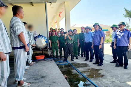 Phó Chủ tịch Cao Xuân Thạo kiểm tra công tác tạm giữ, tạm giam và thi hành án hình sự tại Gia Lai