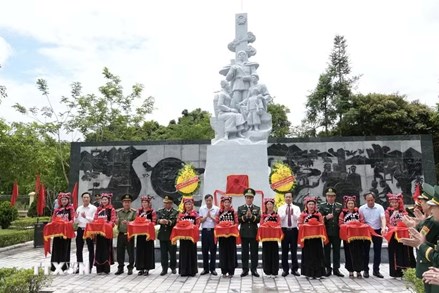 Khánh thành công trình sửa chữa Khu tưởng niệm Anh hùng Liệt sỹ Trần Văn Thọ