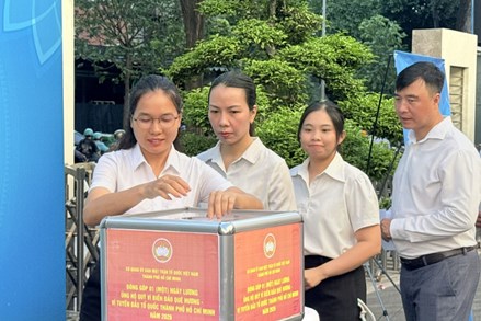 Thành phố Hồ Chí Minh phát động ủng hộ Quỹ Vì biển đảo quê hương