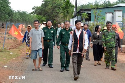 Chính sách cho người có uy tín trong vùng đồng bào dân tộc thiểu số