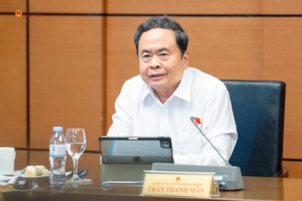 Vốn đầu tư công tập trung cho các dự án hạ tầng lớn, tạo năng lực sản xuất mới