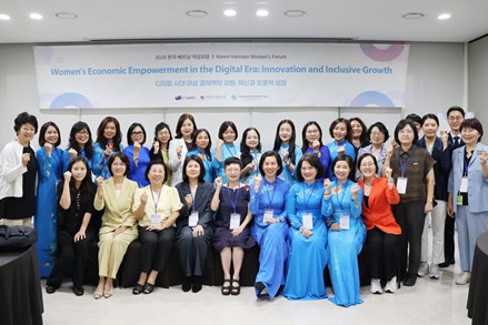 Phó Chủ tịch Trung ương Hội LHPN Việt Nam tham dự Diễn đàn Phụ nữ Hàn Quốc - Việt Nam lần thứ 12