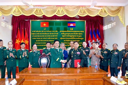 Quân khu 9 phối hợp tìm kiếm liệt sĩ tại 16 huyện, thành phố ở Campuchia