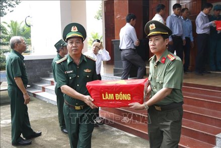 Lâm Đồng: Bàn giao hơn 3.600 mẫu hài cốt liệt sĩ phục vụ giám định ADN