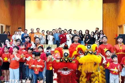 Tết Trung thu lan tỏa tình quê hương và gắn kết cộng đồng người Việt tại Incheon