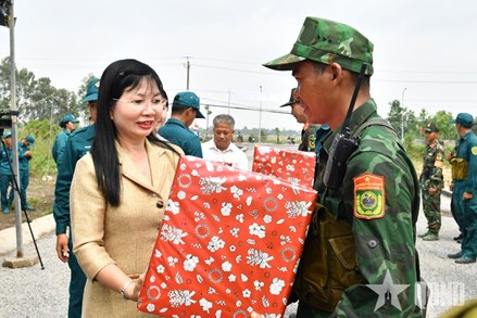 An Giang: Chủ tịch Ủy ban MTTQ Việt Nam tỉnh dự diễn tập chiến đấu phòng thủ xã Giang Thành năm 2026 