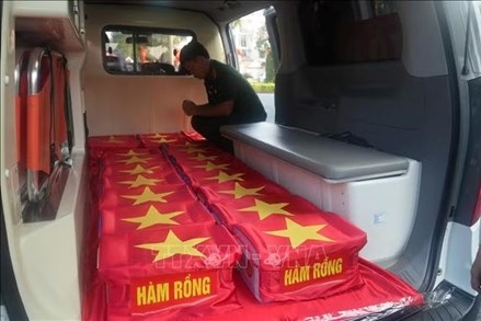 Thanh Hóa: Bàn giao 2.150 mẫu hài cốt liệt sĩ cho Viện Pháp y Quân đội