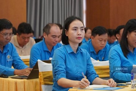 Tổng LĐLĐ Việt Nam tập huấn cho hơn 80 cán bộ công đoàn tại thành phố Hồ Chí Minh 