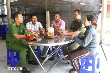 Quảng Ngãi dùng khoa học đẩy lùi hủ tục ở vùng đồng bào dân tộc thiểu số