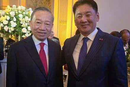Tổng Bí thư, Chủ tịch nước Tô Lâm gặp Tổng thống Mông Cổ Ukhnaagiin Khürelsükh