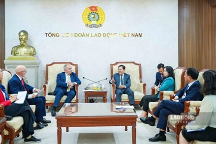 Tổng LĐLĐ Việt Nam tiếp Đoàn đại biểu Đảng Công nhân Hungary