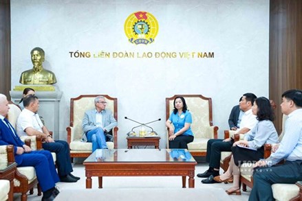 Tổng LĐLĐ Việt Nam tiếp Đoàn đại biểu Công đoàn Công nhân than Độc lập Nga