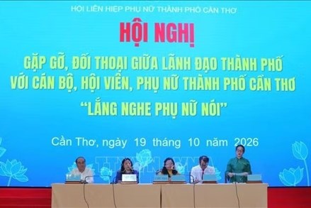 Cần Thơ: Lãnh đạo thành phố gặp gỡ, đối thoại với cán bộ, hội viên, phụ nữ thành phố