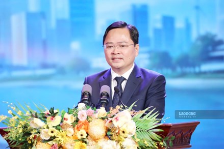 Tôn vinh những giá trị cao đẹp đang được hàng triệu công nhân lao động gìn giữ, vun đắp