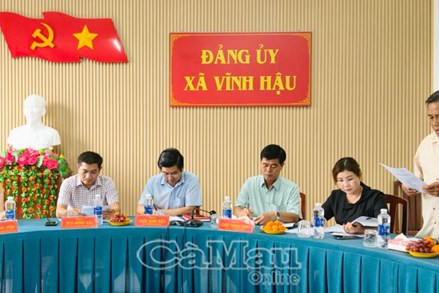 Cà Mau: Ủy ban MTTQ Việt Nam tỉnh làm việc với Mặt trận xã Vĩnh Hậu 
