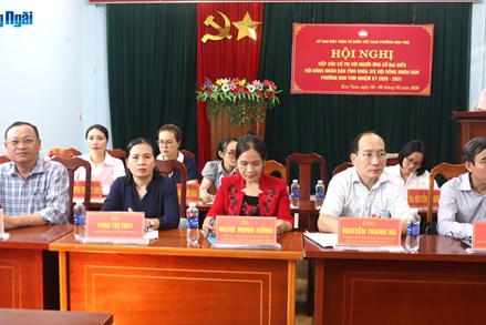 Người ứng cử đại biểu Hội đồng nhân dân tỉnh Quảng Ngãi tiếp xúc cử tri phường Kon Tum