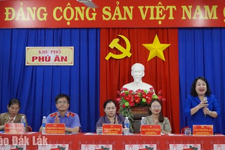 Đắk Lắk: Cử tri phường Tuy Hòa tâm đắc với chương trình hành động của các ứng cử viên Hội đồng nhân dân tỉnh, đơn vị bầu cử số 1