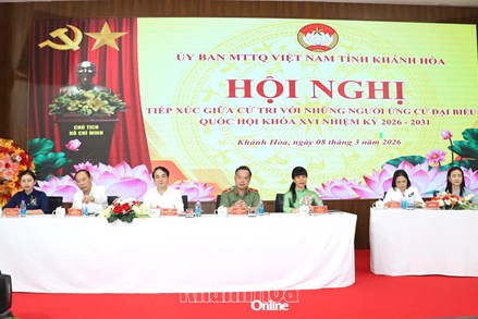 Khánh Hòa: Những người ứng cử đại biểu Quốc hội khóa XVI tiếp xúc cử tri Trường Cao đẳng Du lịch Nha Trang