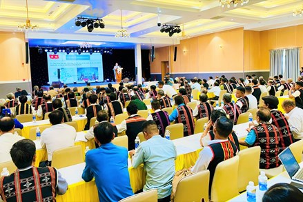 Đà Nẵng: Người có uy tín vùng dân tộc thiểu số là cầu nối quan trọng giữa cấp ủy, chính quyền với Nhân dân