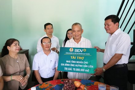 Tháng cao điểm “Vì người nghèo”: Trao sinh kế, tiếp thêm cơ hội vươn lên