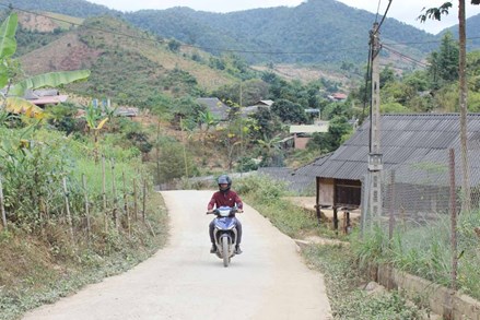 Púng Bánh nỗ lực xây dựng nông thôn mới