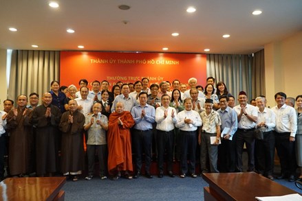 Đại biểu TP Hồ Chí Minh mang khát vọng phát triển đến Đại hội MTTQ Việt Nam lần thứ XI