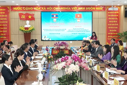 Ủy ban MTTQ Việt Nam tỉnh Lâm Đồng hội đàm với Ủy ban Mặt trận Lào xây dựng đất nước tỉnh Champasak