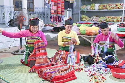 Thanh Hóa: Bảo tồn nghề và làng nghề truyền thống gắn với xây dựng nông thôn mới