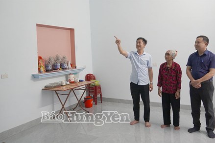 Xã Đông Thái Ninh: Cán bộ mặt trận gần dân, sát việc