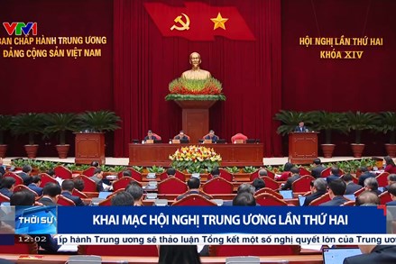 Khai mạc Hội nghị Trung ương lần thứ hai
