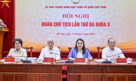 Hội nghị Đoàn Chủ tịch Ủy ban Trung ương MTTQ Việt Nam lần thứ ba, khóa X