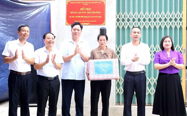 Huyện Thuận Châu hiện thực hóa ước mơ về nhà ở cho hộ nghèo