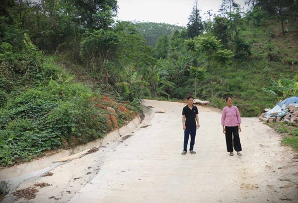 MTTQ các cấp tỉnh Lạng Sơn huy động sức dân xây dựng giao thông nông thôn