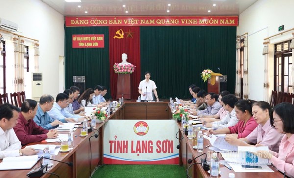 Ủy ban MTTQ Việt Nam tỉnh Lạng Sơn lấy ý kiến vào Đề án sắp xếp, tinh gọn tổ chức bộ máy MTTQ, các đoàn thể và hội quần chúng