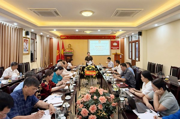 Ủy ban MTTQ tỉnh Bắc Kạn lấy ý kiến góp ý đối với dự thảo Nghị quyết sửa đổi, bổ sung một số điều của Hiến pháp năm 2013