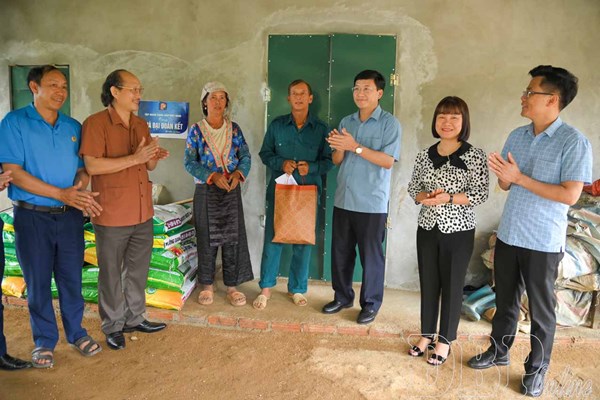 Điện Biên Đông nỗ lực xóa nhà tạm, nhà dột nát